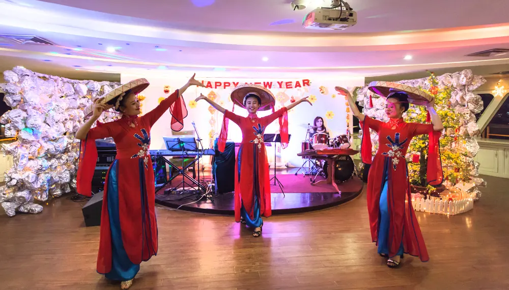 Ăn tối trên Du thuyền Hạ Long Princess - ảnh chi tiết 4