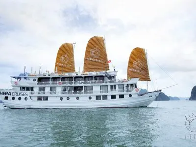 Du thuyền ngủ đêm Hera Grand trên Vịnh Hạ Long