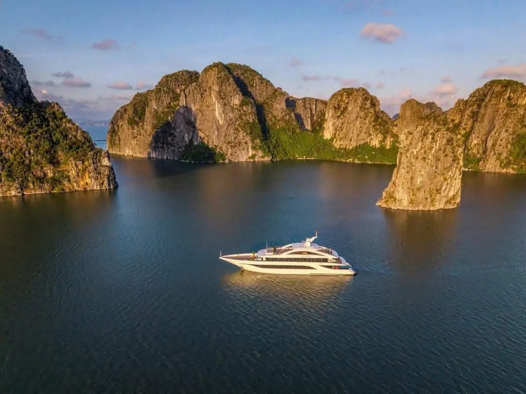 Du thuyền Leona Cruise Hạ Long tham quan Vịnh trong ngày - ảnh chi tiết 6