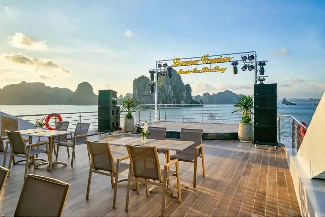 Du thuyền Leona Cruise Hạ Long tham quan Vịnh trong ngày - ảnh chi tiết 8