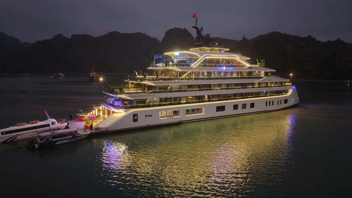 Du thuyền ngủ đêm Lan Hạ - Tulip Cruise - ảnh chi tiết 5