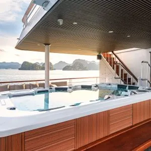 Ăn tối trên Du thuyền IRIS CRUISE HẠ LONG - ảnh chi tiết 7