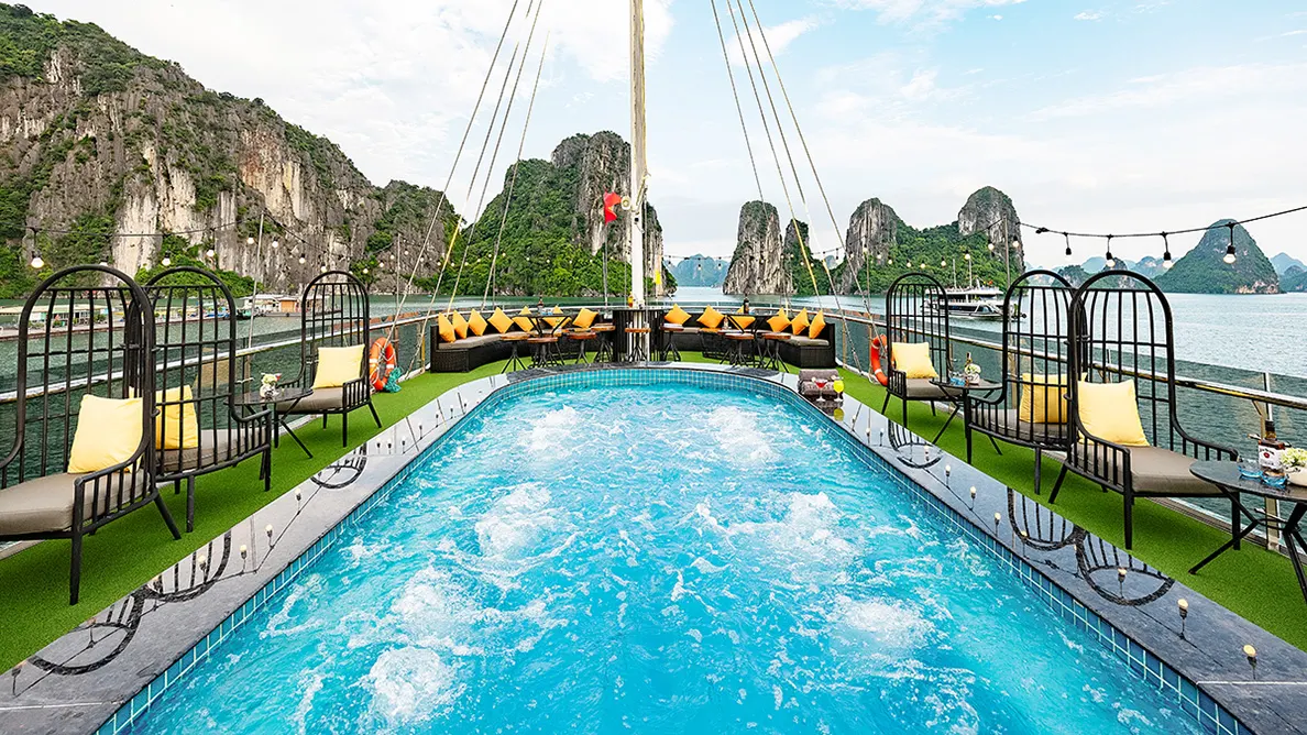 Tour tham quan Vịnh trong ngày trên Du thuyền Maia Day Crusie Hạ Long - ảnh chi tiết 2